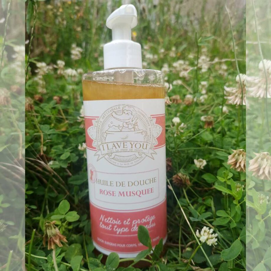 Huile de douche à la rose musquée bio, savonnerie artisanale I LAVE YOU en Touraine